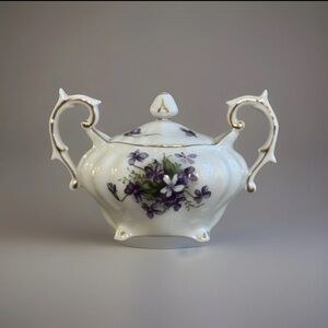 vintage Rossetti "Spring Violets" sugar bowl with a lid.